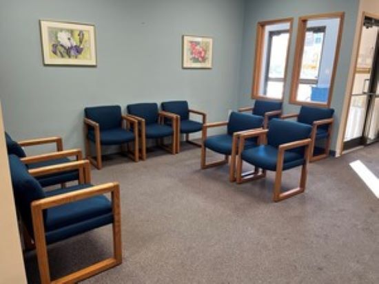 1915 4th St, Peru, IL à vendre - Photo intérieure - Image 2 de 10