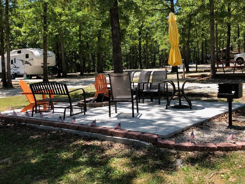 4171 E US Highway 54, Linn Creek, MO à vendre - Photo du bâtiment - Image 3 de 29