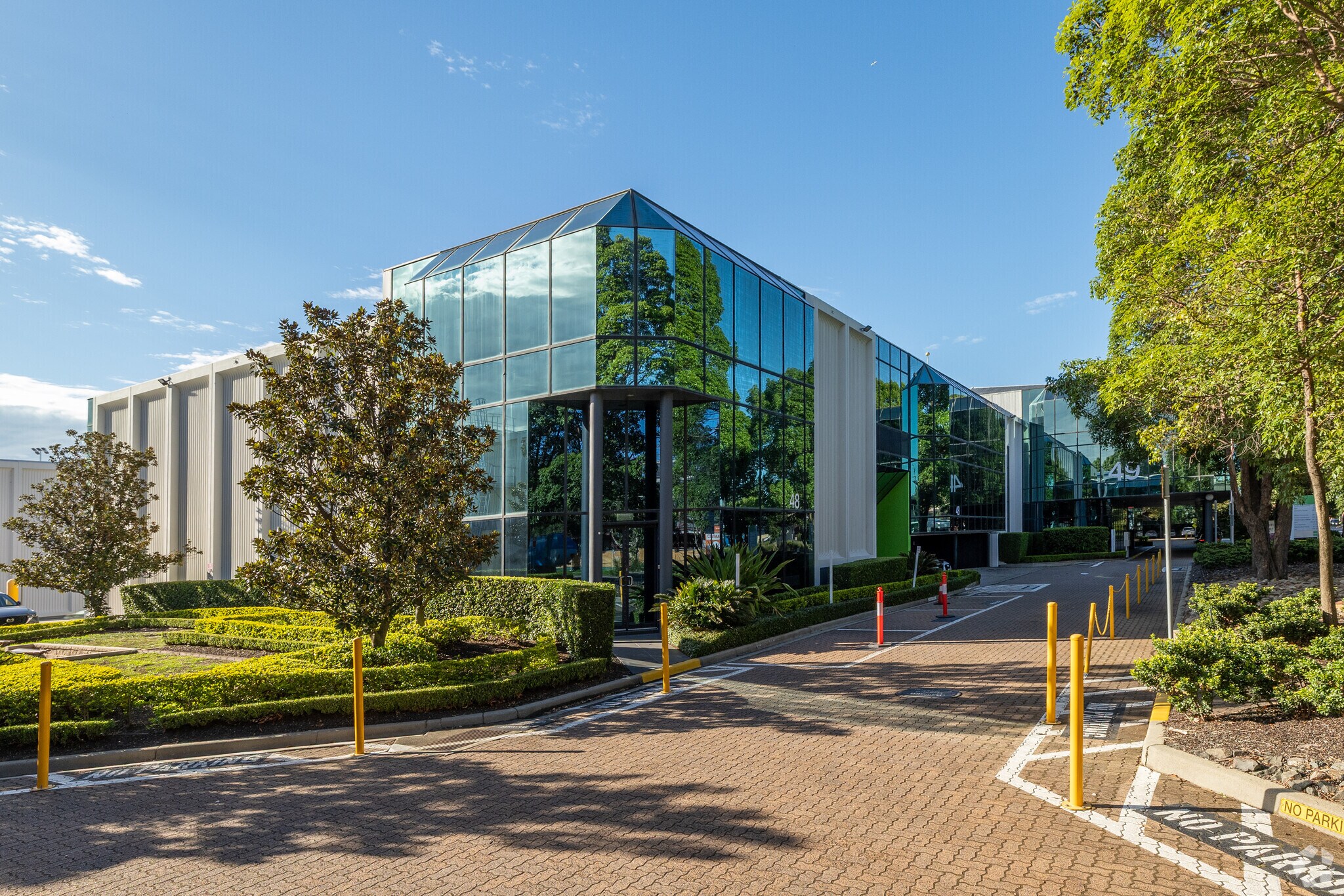 2 Slough Ave, Silverwater Parramatta for lease Primary Photo- Image 1 of 6