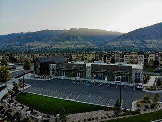 Plus de détails pour 1067 Grand Ave, Farmington, UT - Commerce de détail à vendre