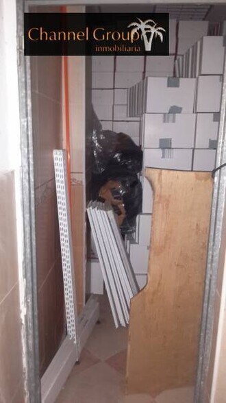 Commerce de détail dans Orihuela, Alicante à vendre - Photo du bâtiment - Image 3 de 3