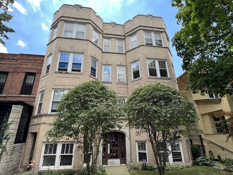 2173 W Wilson Ave, Chicago, IL for sale - Primary Photo - Image 1 of 1