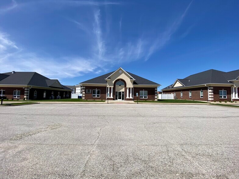 216 Evergreen Ln, Glen Carbon, IL à vendre - Photo du bâtiment - Image 3 de 13