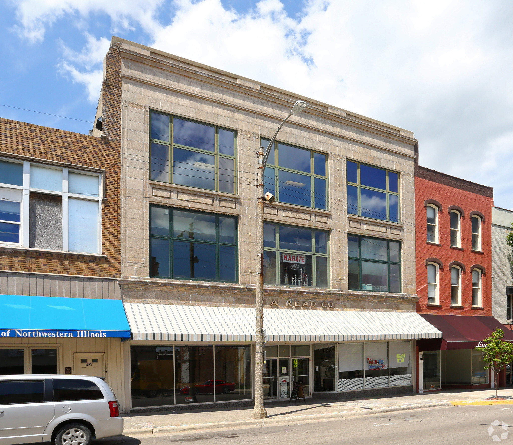 18 W Stephenson St, Freeport, IL for sale Primary Photo- Image 1 of 1