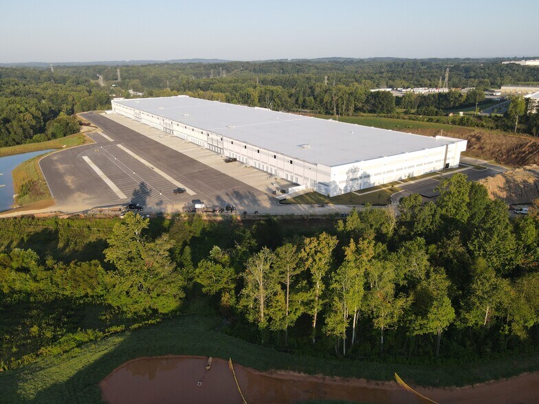 1245 Shannon Bradley Rd, Gastonia, NC à louer - Photo du bâtiment - Image 2 de 2