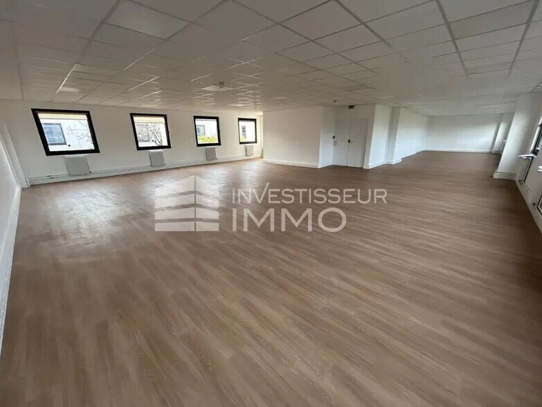 Bureau dans Cergy à louer - Photo intérieure - Image 3 de 6