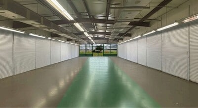 5403 W Irlo Bronson Memorial Hwy, Kissimmee, FL for lease Interior Photo- Image 2 of 4