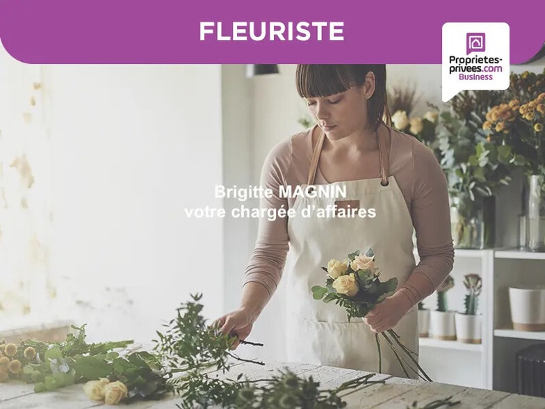 Flex in Paris for sale - Building Photo - Image 3 of 12