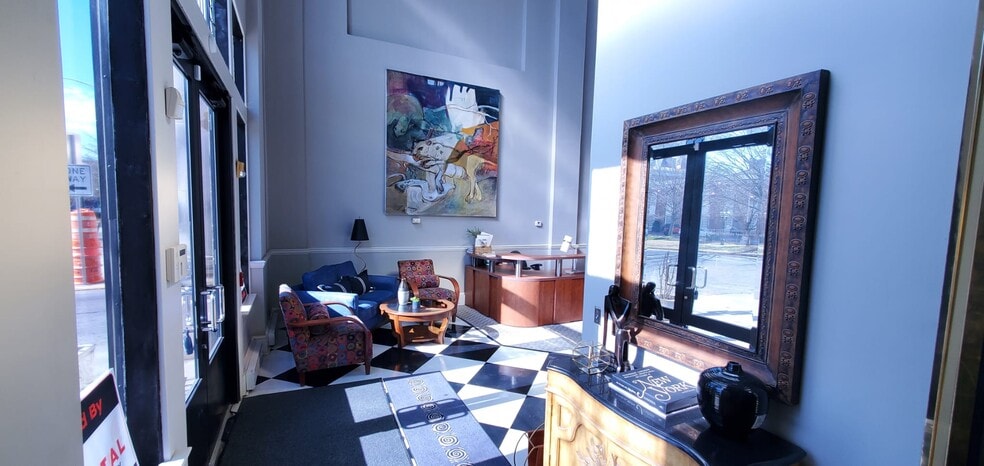 341 3rd St, Macon-Bibb, GA for lease - Interior Photo - Image 2 of 21