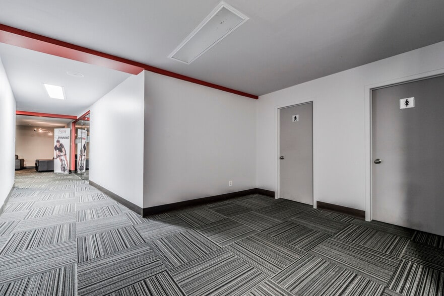 533 Boul De Périgny, Chambly, QC for sale - Interior Photo - Image 3 of 11