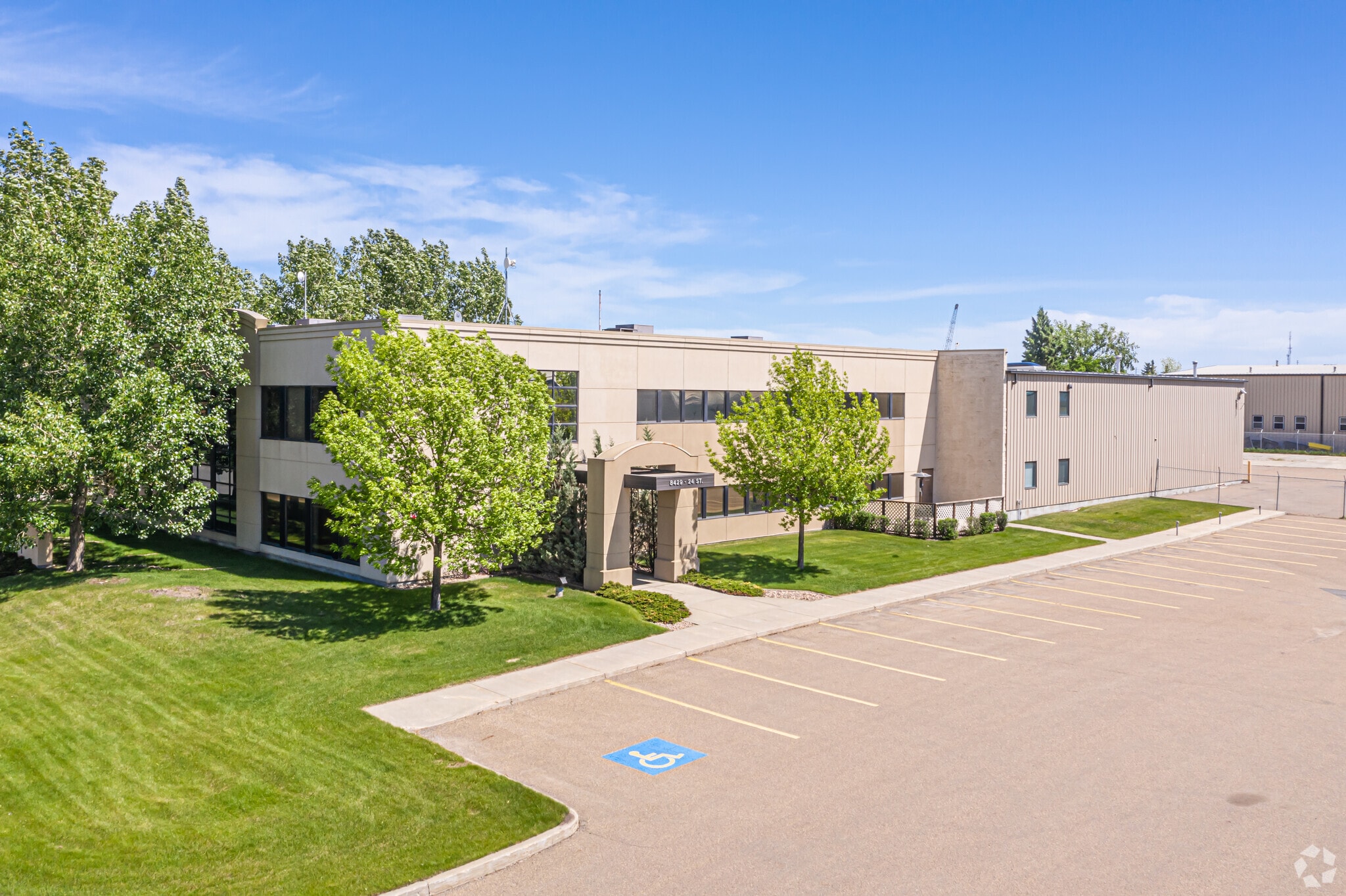 8409-8429 24th St NW, Strathcona County, AB for sale Primary Photo- Image 1 of 1