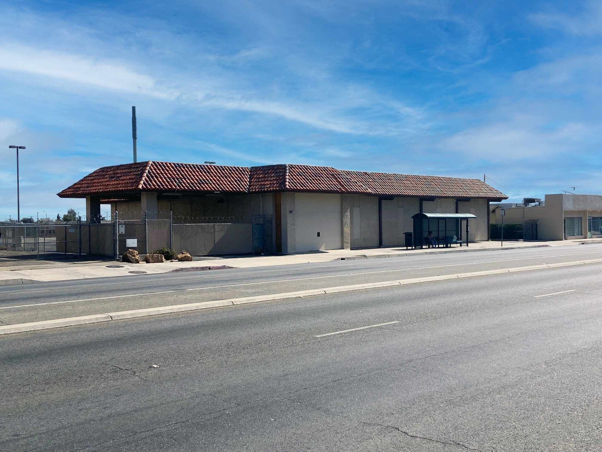921 E Palmdale Blvd, Palmdale, CA à vendre Photo du bâtiment- Image 1 de 8