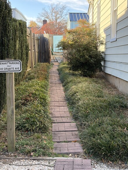 308B Granite Ave, Richmond, VA for lease - Building Photo - Image 2 of 11