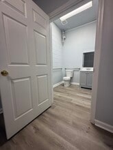 4421 Glenwood Pky, Decatur, GA for lease Interior Photo- Image 2 of 5