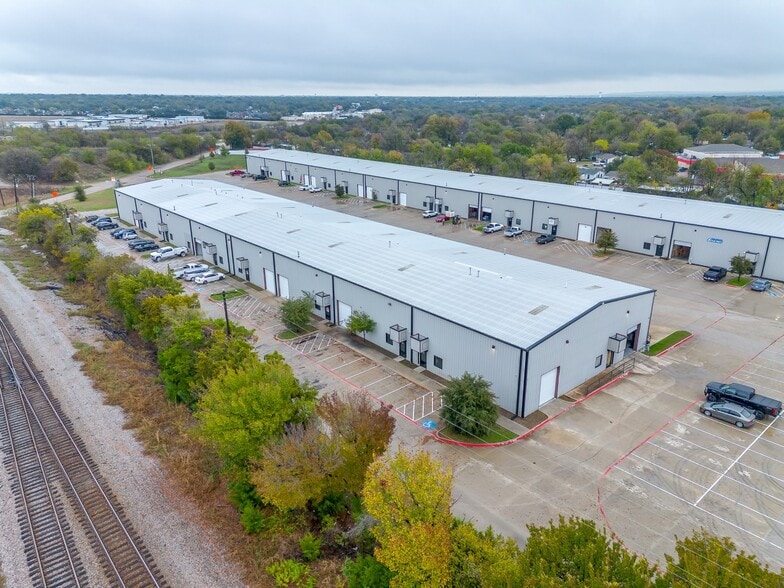 3488 E Long Ave, Fort Worth, TX for lease - Building Photo - Image 2 of 11
