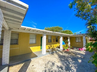 More details for 527 48th St, West Palm Beach, FL - Multifamily for Sale