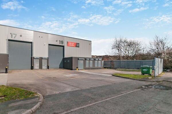 9-19 Lenton Dr, Leeds à louer - Photo du bâtiment - Image 2 de 3