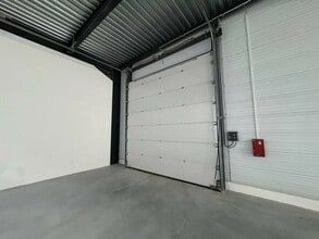 1 rue de la Perseverance, Chalifert for lease Interior Photo- Image 1 of 3