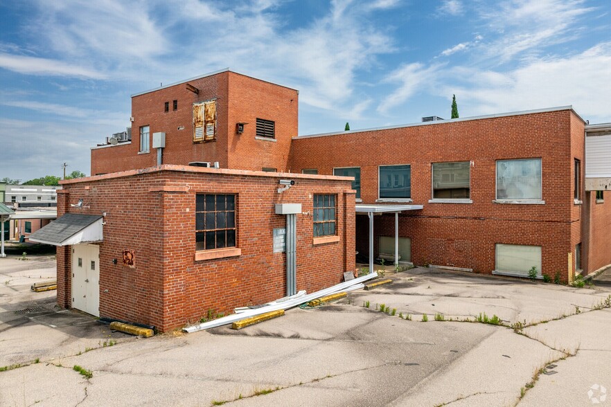 210 S White St, Lancaster, SC for sale - Building Photo - Image 3 of 6