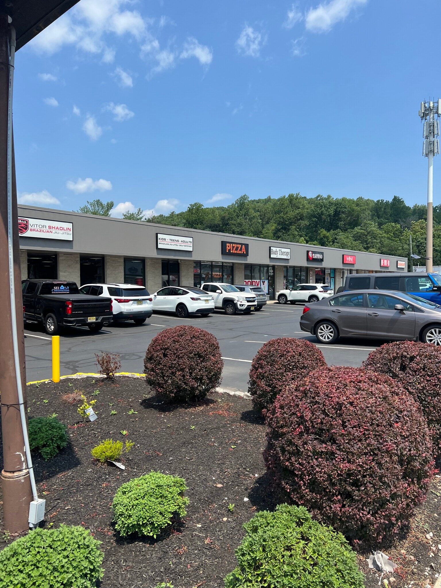1985 Route 22 W, Scotch Plains, NJ for lease Primary Photo- Image 1 of 8