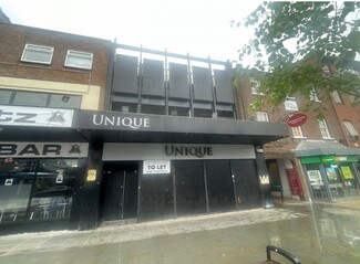 Plus de détails pour 25-27 High St, Dunstable - Vente au détail à louer