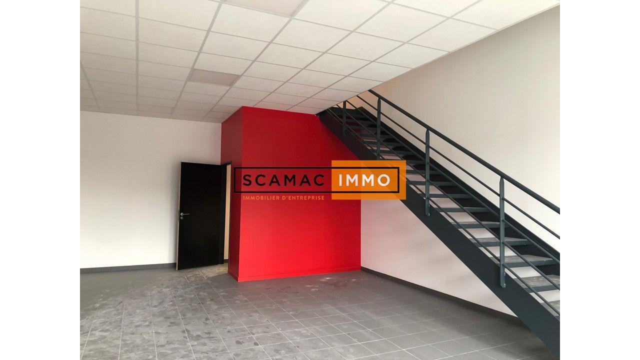 Office in Gennevilliers for lease Interior Photo- Image 1 of 2