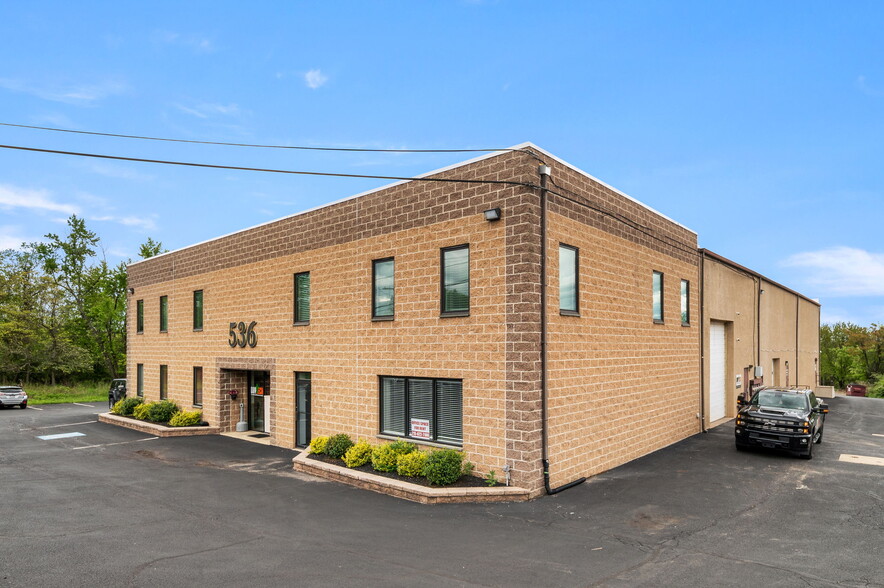 536 N Trooper Rd, Norristown, PA for lease - Building Photo - Image 2 of 12