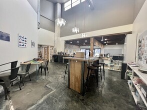 222-238 SE Alder St, Portland, OR for lease Building Photo- Image 2 of 2