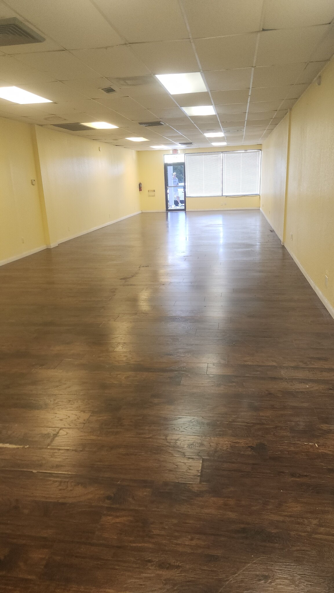 601-623 E Atlantic Blvd, Pompano Beach, FL for lease Interior Photo- Image 1 of 7