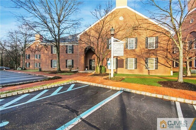 Plus de détails pour 7 Auer Ct, East Brunswick, NJ - Bureau à louer