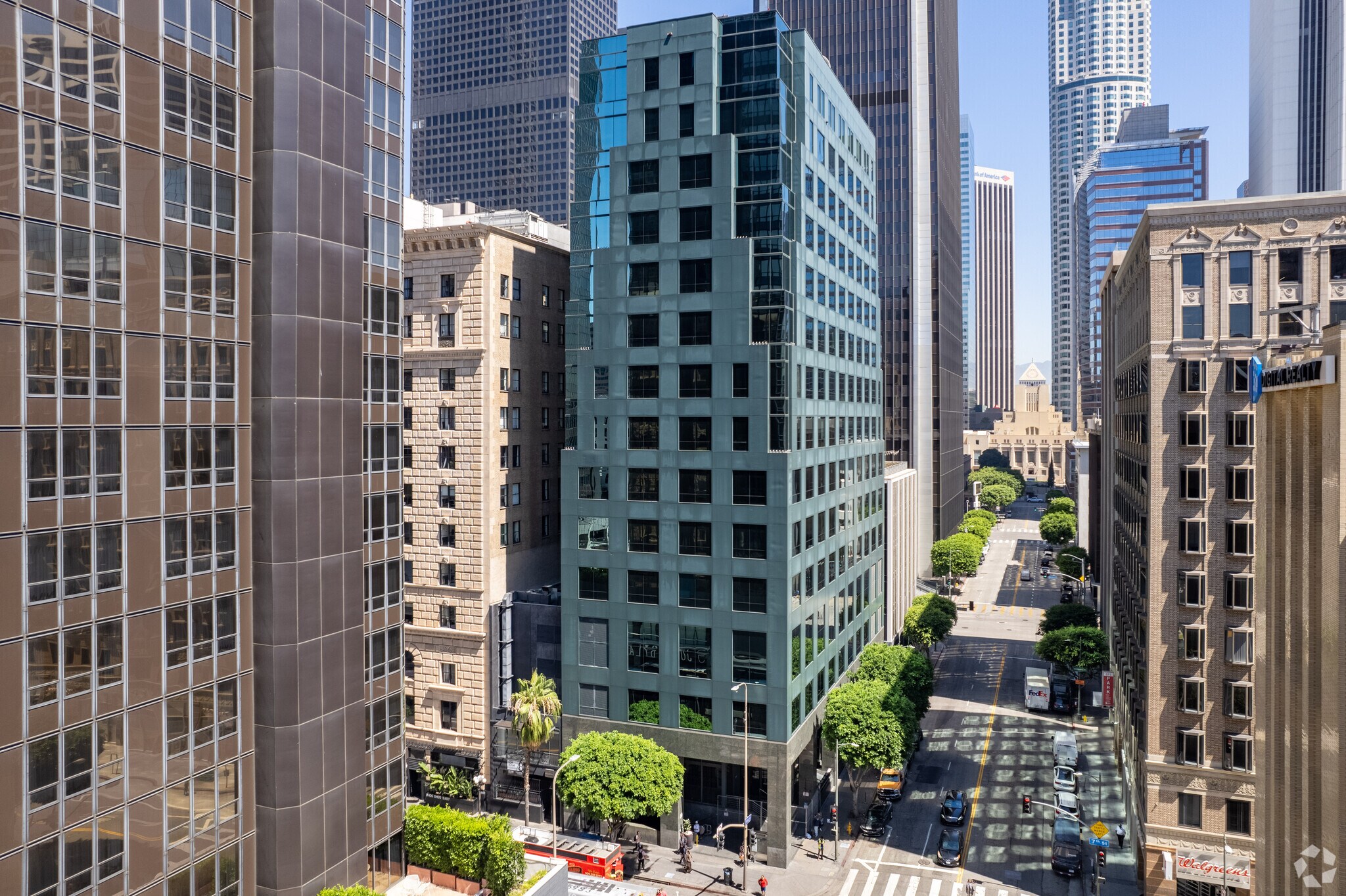 701 W 7th St, Los Angeles, CA à louer Photo principale- Image 1 de 65