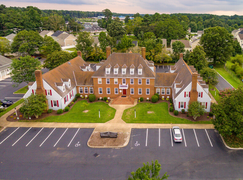 2425 George Mason Dr, Virginia Beach, VA à vendre - Photo du bâtiment - Image 1 de 1