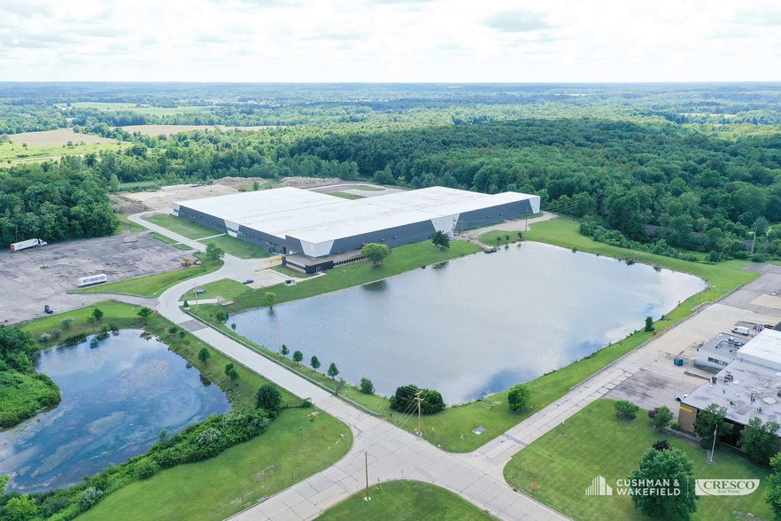 700 Liverpool Dr, Valley City, OH for lease - Building Photo - Image 3 of 9