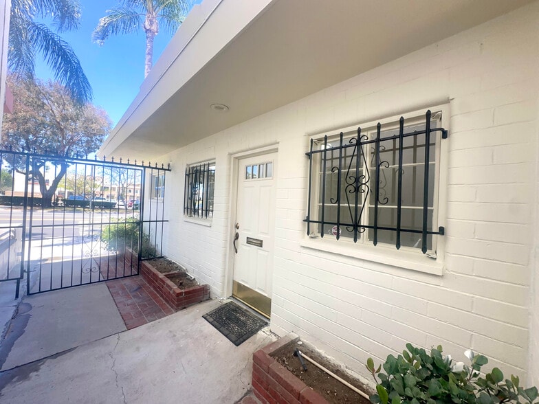 815 S Main St, Corona, CA for sale - Building Photo - Image 3 of 9