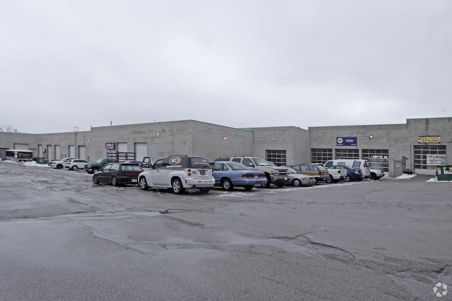 17075 Leslie St, Newmarket, ON for sale - Building Photo - Image 2 of 3