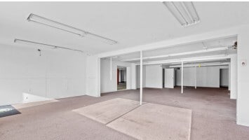 1402 N Eaton St, Albion, MI à vendre - Photo intérieure - Image 3 de 14