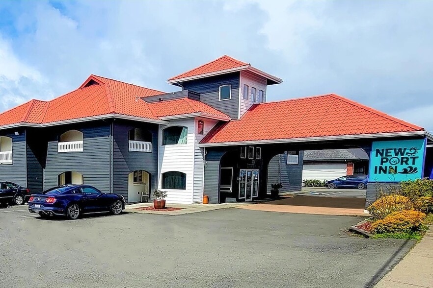 1823 N Coast Hwy, Newport, OR for sale - Building Photo - Image 2 of 12