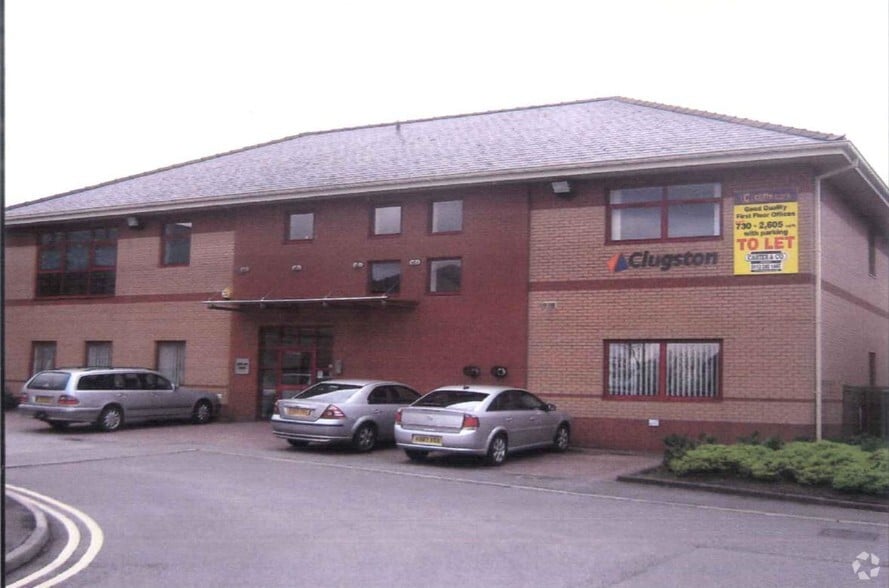 Bruntcliffe Rd, Morley for sale - Primary Photo - Image 1 of 1