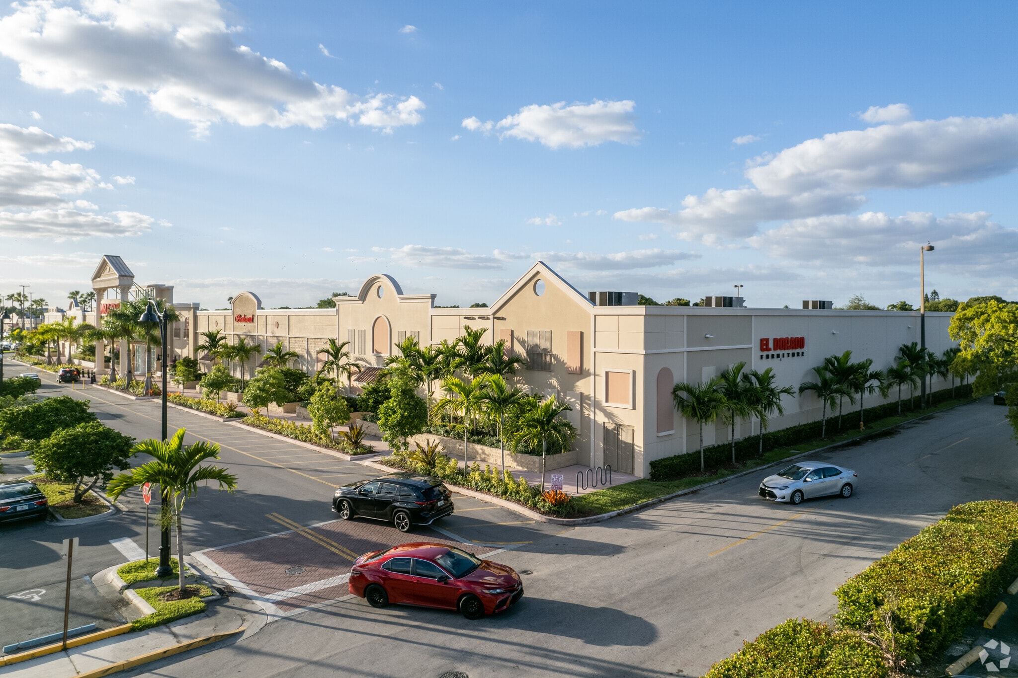 14091 N Kendall Dr, Miami, FL à louer Photo principale- Image 1 de 7