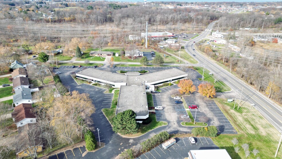 2500 Niles Rd, Saint Joseph, MI à vendre - Photo du bâtiment - Image 2 de 7