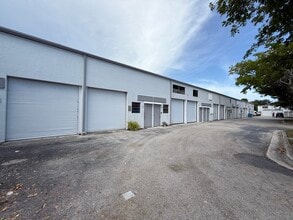1775 Blount Rd, Pompano Beach, FL à vendre Photo du bâtiment- Image 1 de 15