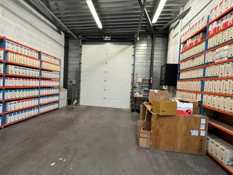 Local d'activités dans Gleizé à vendre - Photo intérieure - Image 3 de 3