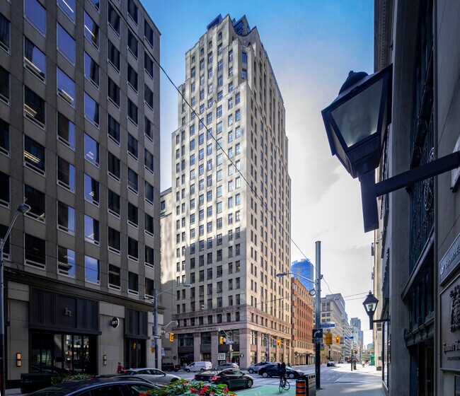 More details for 372 Bay St, Toronto, ON - Office for Lease