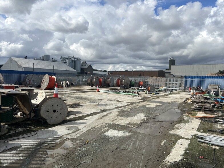 Tweedside Trading Estate, Berwick Upon Tweed for lease - Building Photo - Image 3 of 5