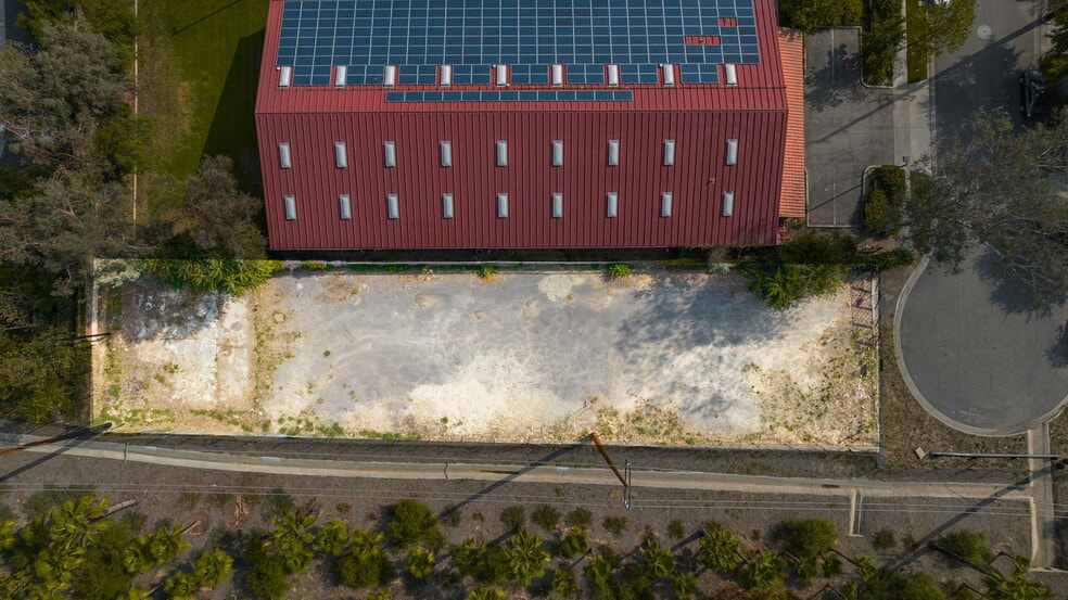 612 Lawton St, Redlands, CA for lease - Building Photo - Image 3 of 9