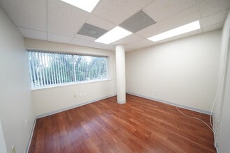 5701 NW 88th Ave, Tamarac, FL for lease Building Photo- Image 2 of 11