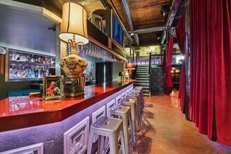 114 Main St, Houston, TX à louer Photo intérieure- Image 2 de 11