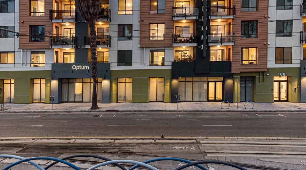 1081 Long Beach Blvd, Long Beach, CA à louer - Photo du bâtiment - Image 1 de 30