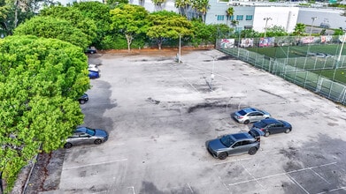 7910 NW 25th St, Doral, FL - Aerial map view