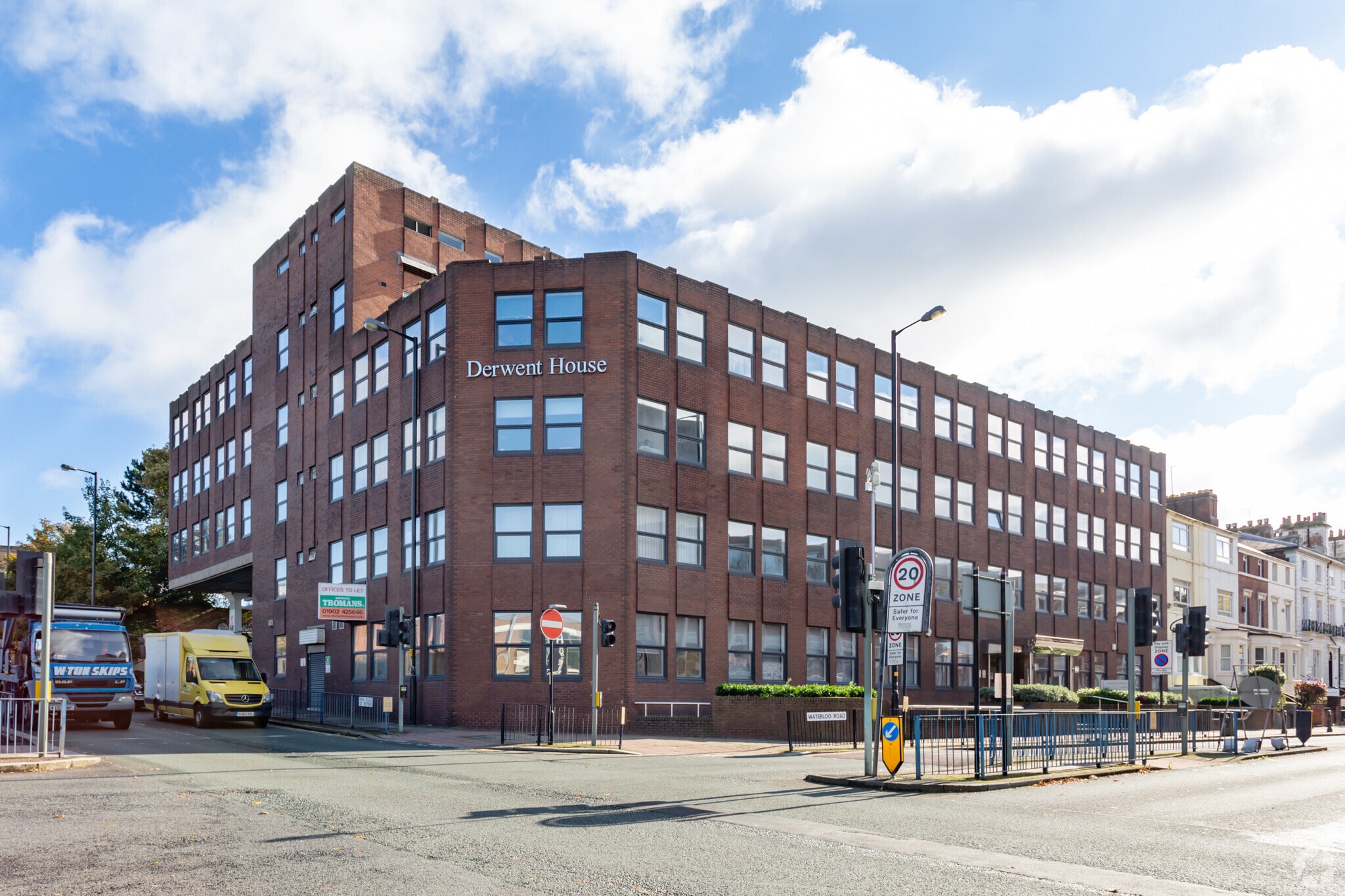 42-46 Waterloo Rd, Wolverhampton à louer Photo principale- Image 1 de 4